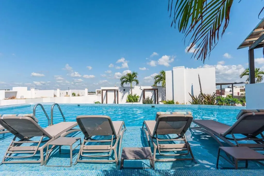 Luxury Condo In Central Location Playa del Carmen